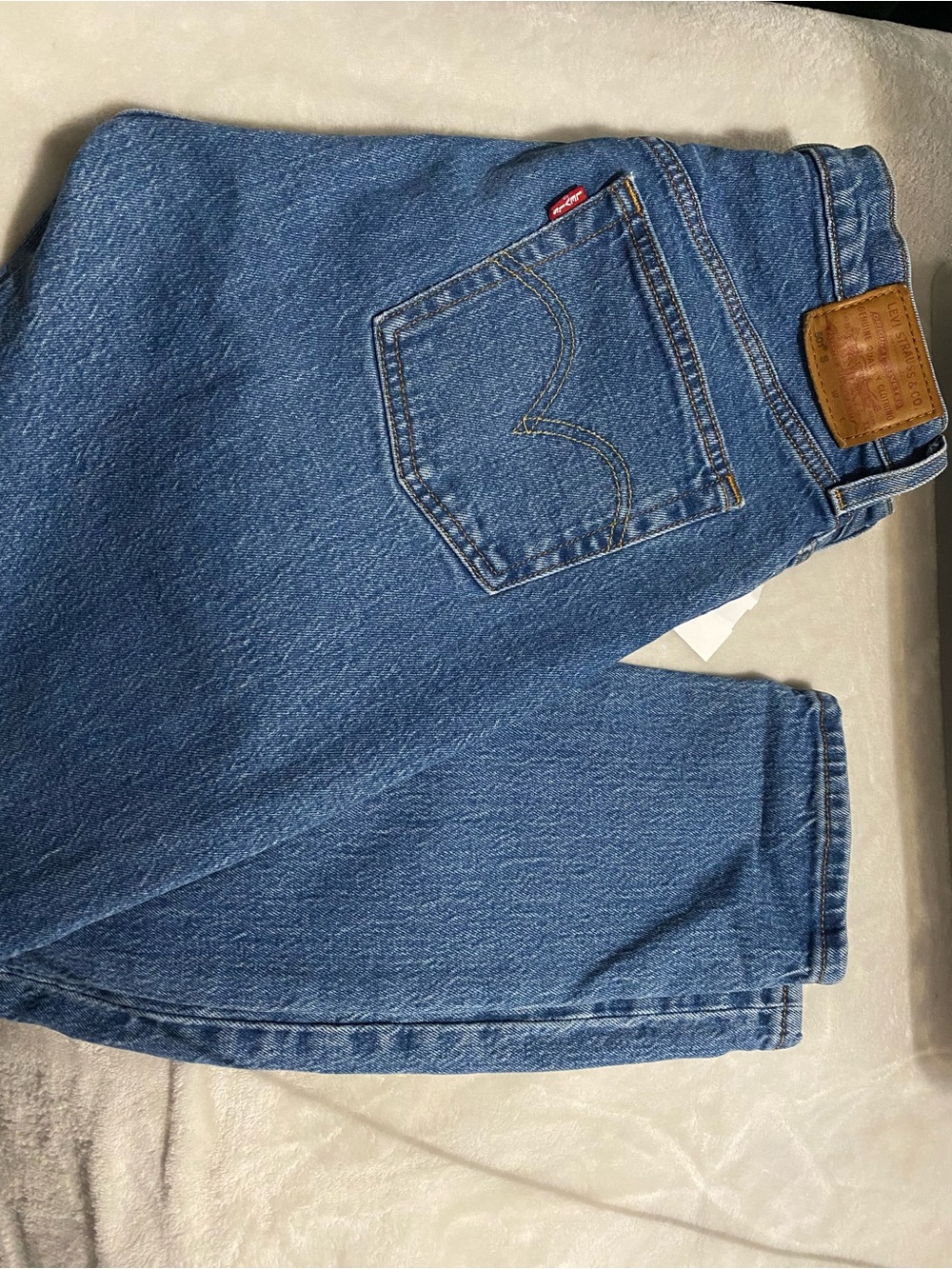 Levi's Women Classic Relaxed Fit Blue Jeans